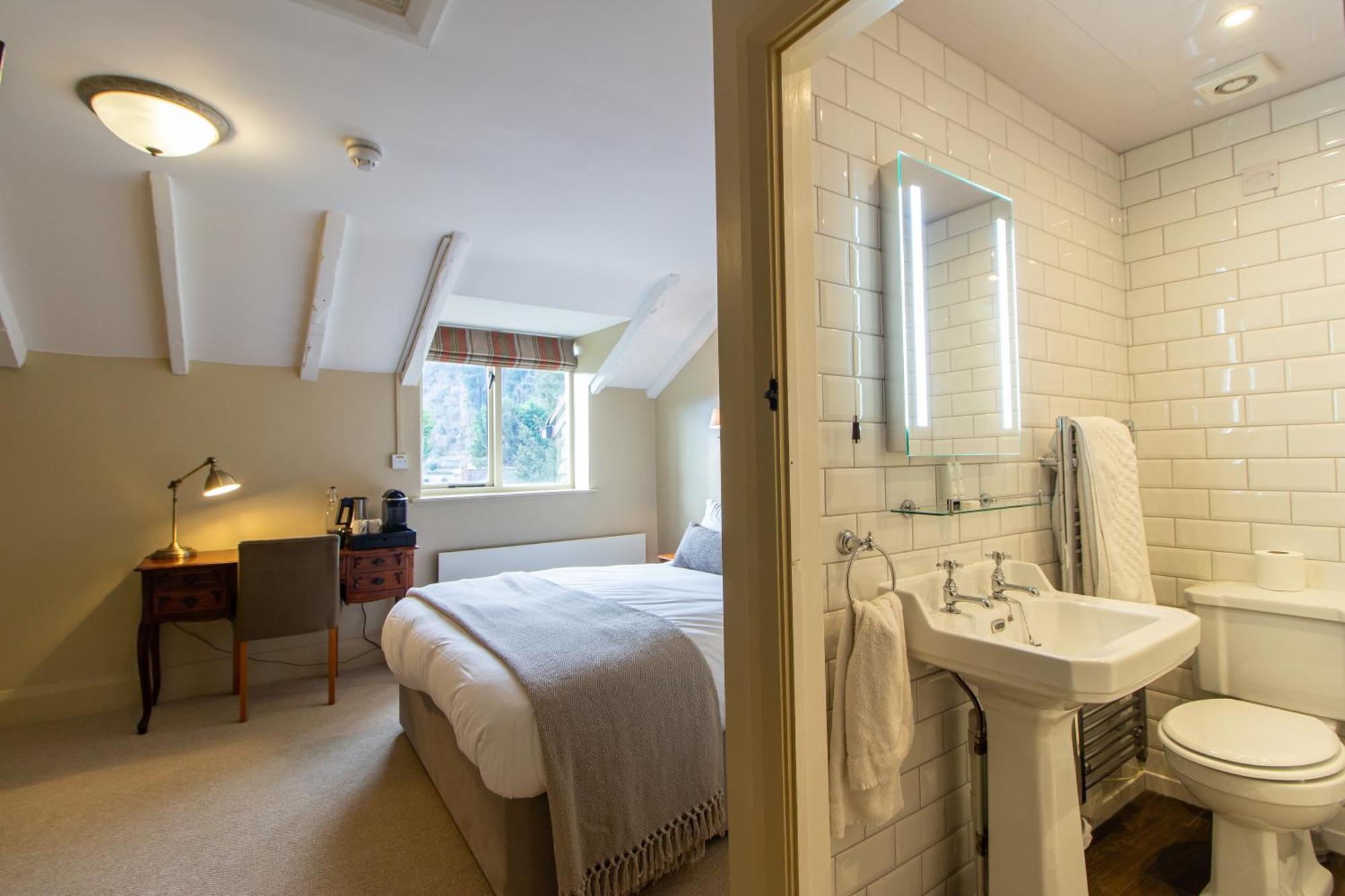 Parva Farmhouse Riverside Guesthouse Тинтерн Номер фото